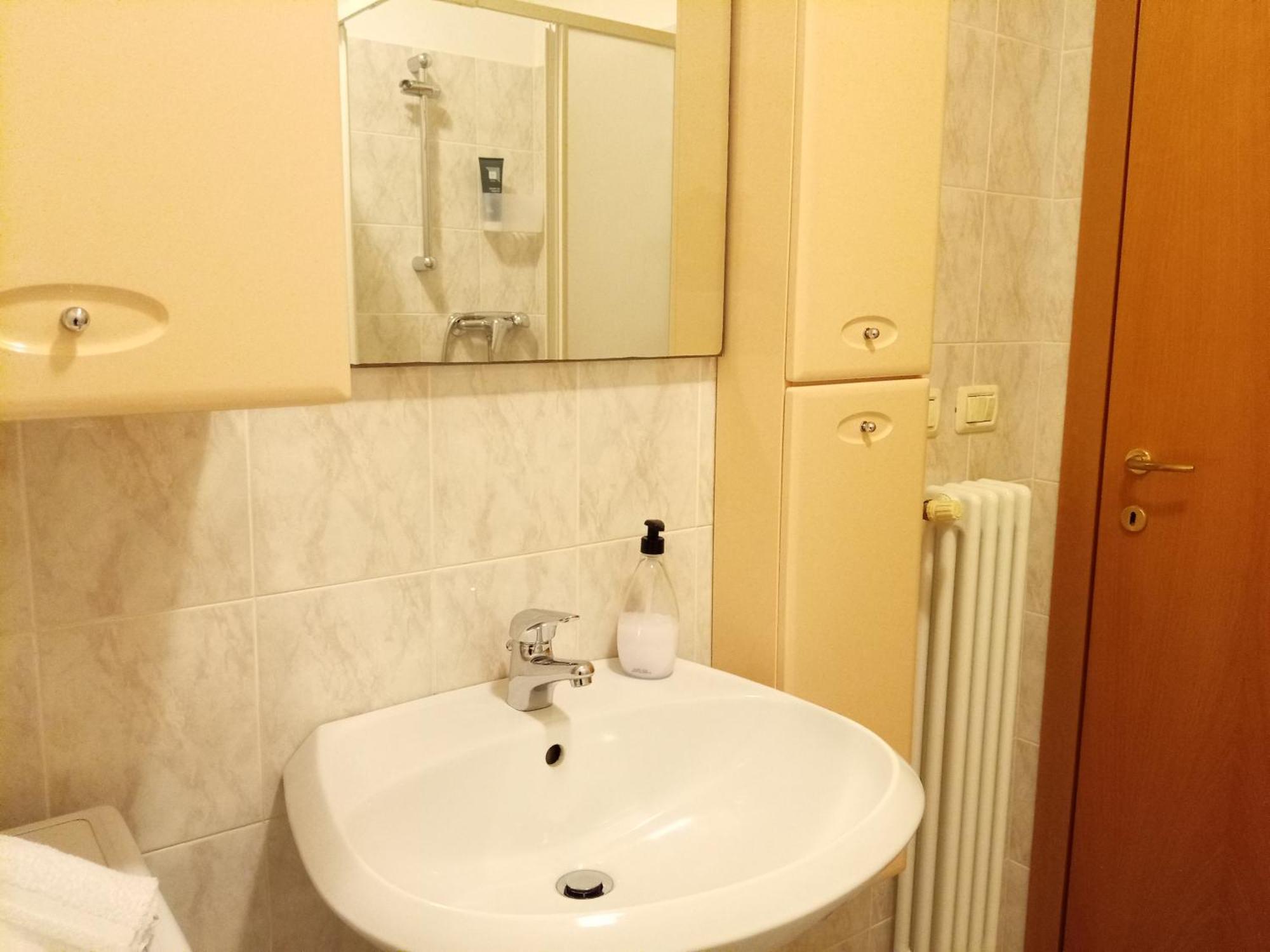 Appartamento Che Vista! Affittacamere Mombaroccio Exterior foto