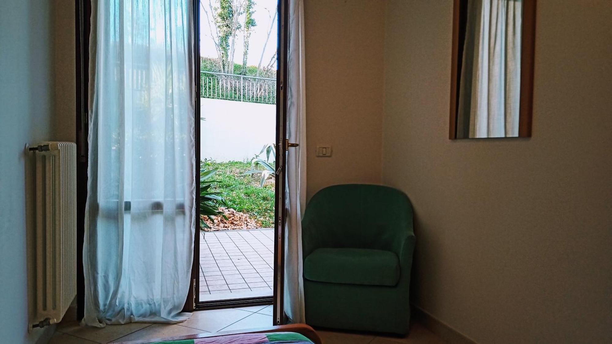 Appartamento Che Vista! Affittacamere Mombaroccio Exterior foto